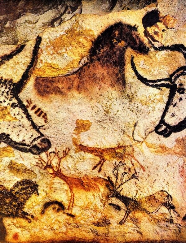Lascaux cave paintings